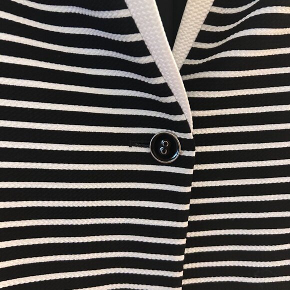 Laura Petites black white striped blazer - Picture 3 of 6